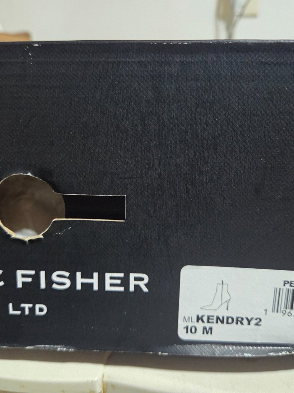 Marc Fisher LTD Kendry Pointed Toe Bootie - Picture 4 of 5